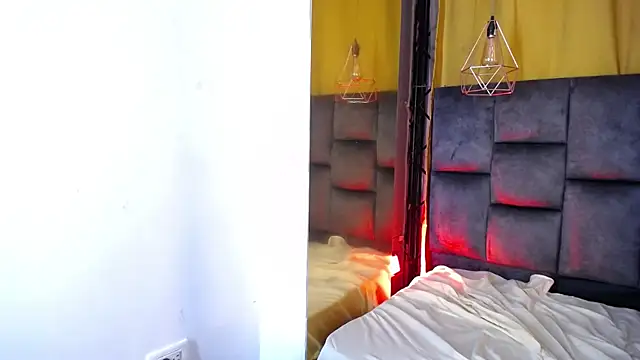 Noemi_Miller_ Webcam-Show