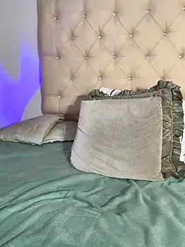 Chatroom XXX en direct de Adam_Byker