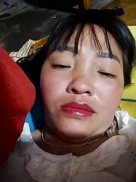 Minkine022 在線直播表演