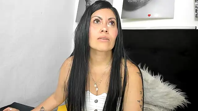 دردشة Tania_mature الجنسية المباشرة