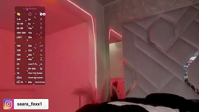 Sara_Foxx1 লাইভ XXX চ্যাট