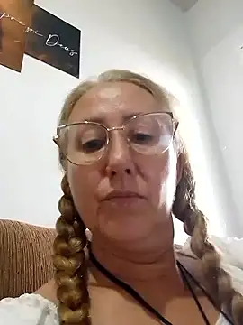 Chat +18 de MILEIDE980 ao vivo