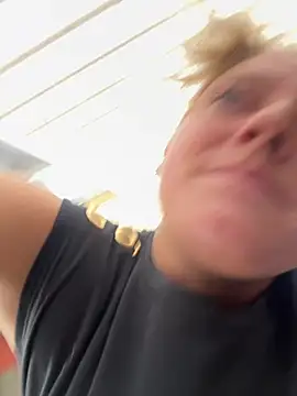 Czat XXX na żywo – Titsandtats24