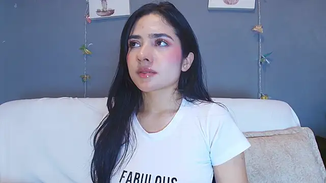 Chat XXX ao vivo de adara_johnson__