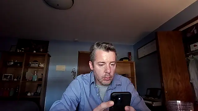 chrisw8140 在線直播表演