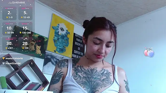 Chat +18 de ZoeBakers_ ao vivo