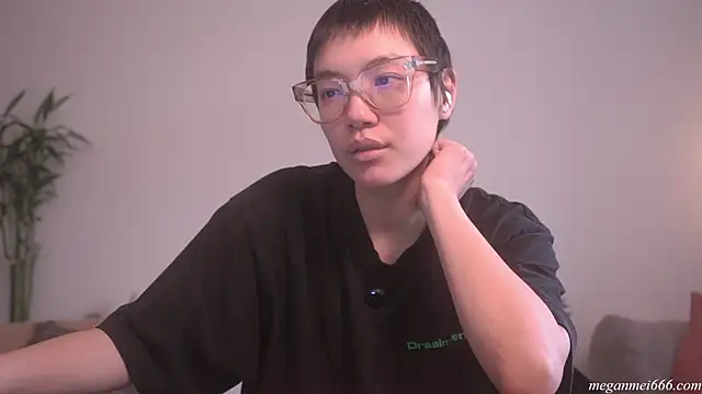 meganmei666のウェブカメラショー