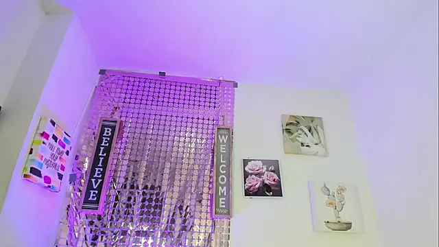 AnaDalila_Latina: απευθείας συνομιλία ΧΧΧ