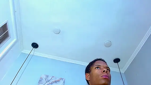 Czat XXX na żywo – Santiago_Ortiz_