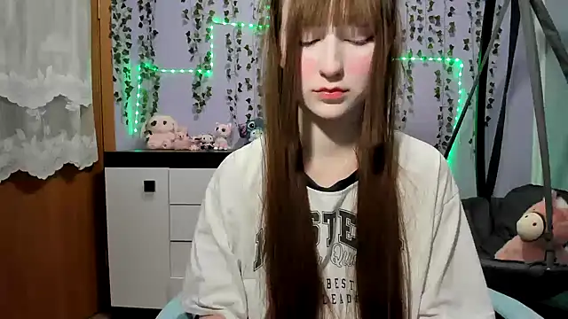 Yoonhee_ki Adlı Modelin Canlı XXX Sohbeti