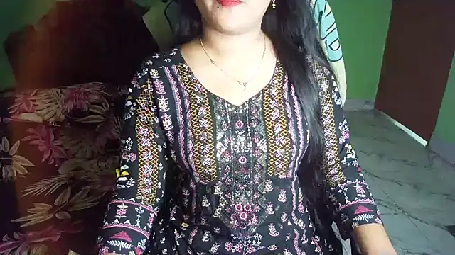 BengaliQueenStarn Live XXX chat