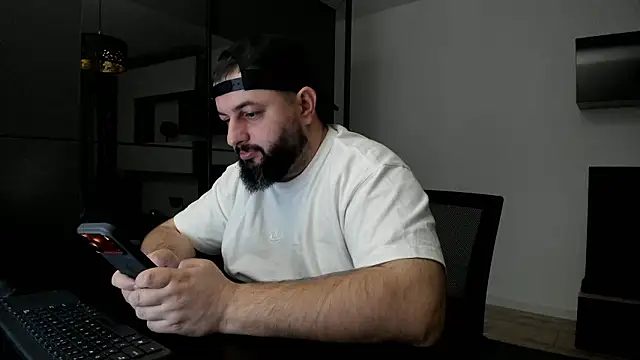 Czat XXX na żywo – DravenPeak