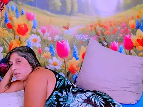 indianroxy: απευθείας συνομιλία ΧΧΧ