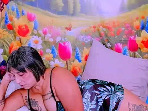 indianroxy Live XXX Chat