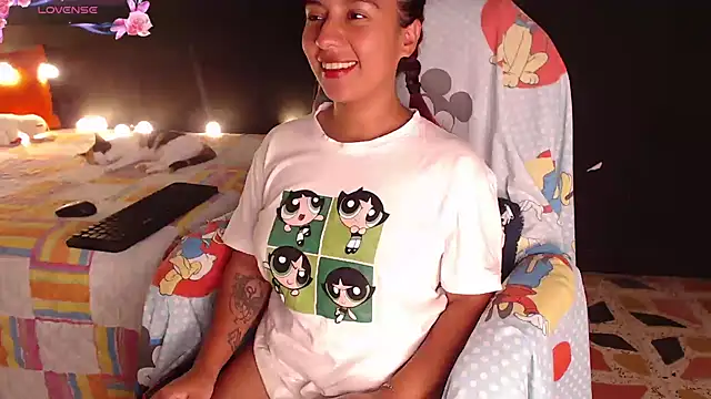 yes0225 – Naživo XXX chat