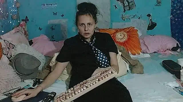 brighteyes77 Live XXX-chat