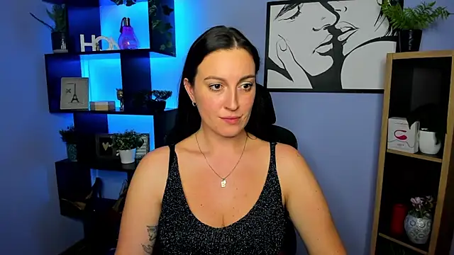 FUN_AMI লাইভ XXX চ্যাট