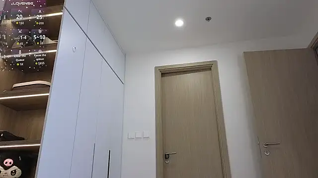 asianqueeny 即時 XXX 聊天