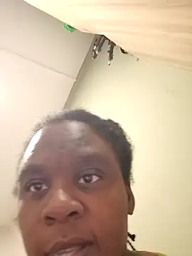 Chat +18 de princess-boobz ao vivo