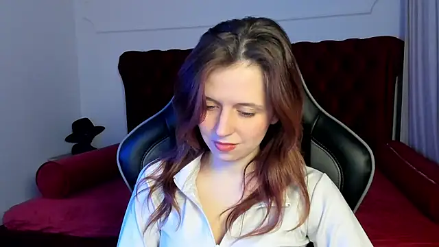 Chat +18 de FreyaVey ao vivo