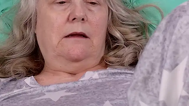 Kaitlyn_WintersのライブXXXチャット