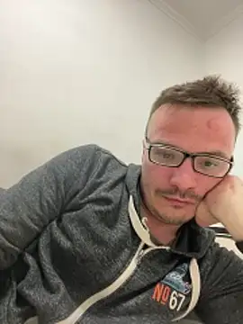 viktor1992-1-1 Pertunjukan Webcam