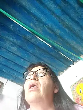 Pertunjukan Kamera Web clarita_01