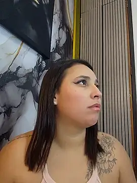 LizzRouse Adlı Modelin Canlı XXX Sohbeti