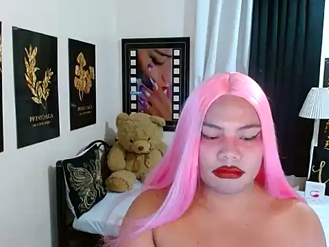 TSbrianaHugeCock's Live XXX Chat