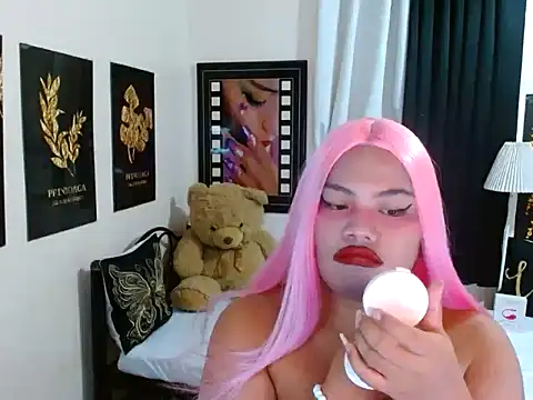 TSbrianaHugeCock: вебкам-шоу