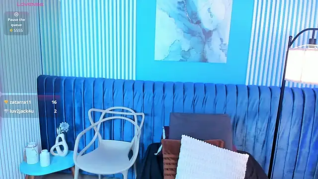 milavega_'s Live XXX Chat