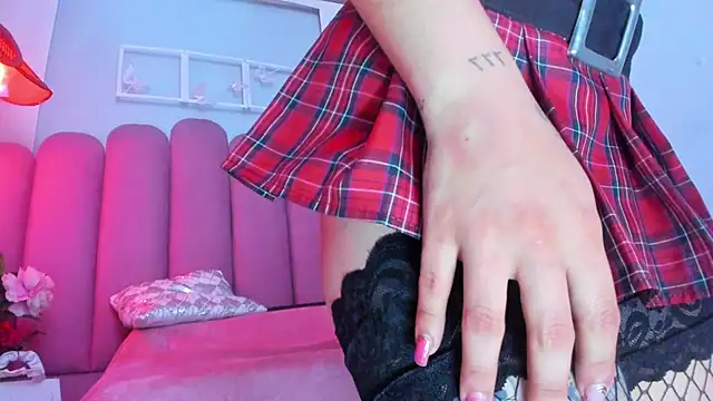 ZaraLuciana Chat XXX live