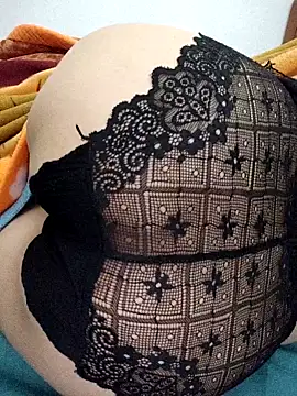 Haralushiaaa – Live XXX-chat