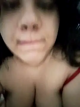 Mari29patty Adlı Modelin Canlı XXX Sohbeti