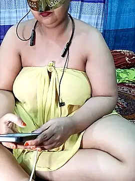 Tanisha-Chyn Webbikameraesitys