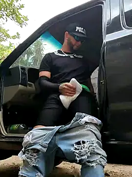 PIGHIGHDIRTY_p0 即時 XXX 聊天