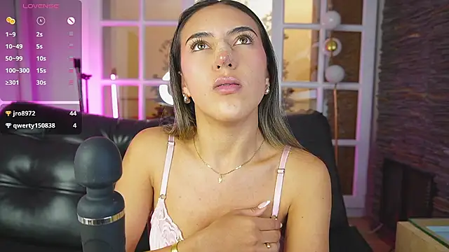 Онлайн чат XXX foxy_zoe