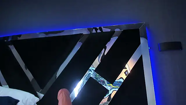 AmmyJones_ live XXX chat