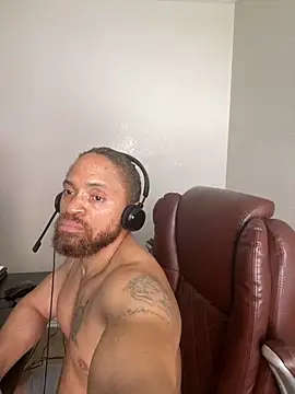 Chat +18 de Fathero1time ao vivo