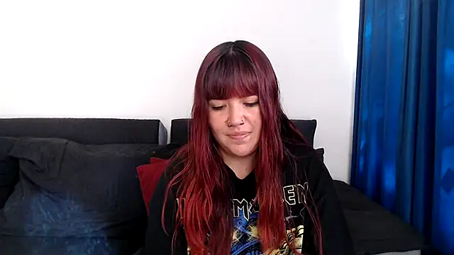 Czat XXX na żywo – evilheart_69