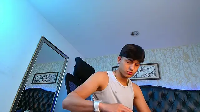 Lander_Cruz 即時 XXX 聊天