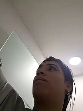 Samantha_hotly 即時 XXX 聊天