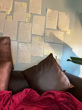 Czat XXX na żywo – Canneela