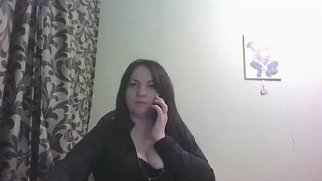 JANICSA Adlı Modelin Canlı XXX Sohbeti