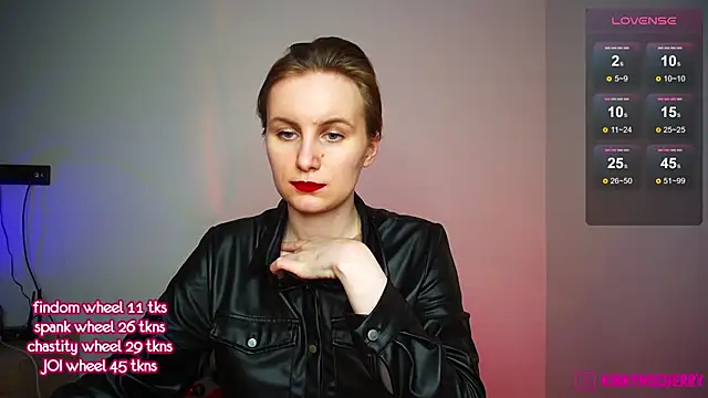 Czat XXX na żywo – KinkyMissCherry