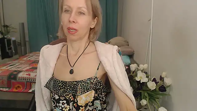 LuxuryNikan Webbikameraesitys