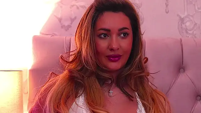 YaaraCollins 라이브 XXX 채팅