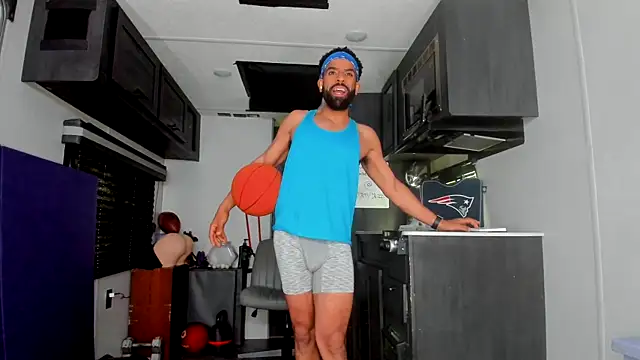 DirtyDrizzy Show in webcam