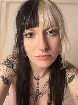 kittlunixx Chat XXX in diretta