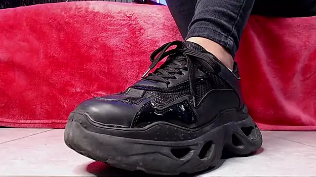 Show modela Moolly_Evanz na web-kameri